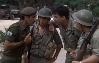 Горячая жевательная резинка 4: Трое в армии (1982) Кадр 4